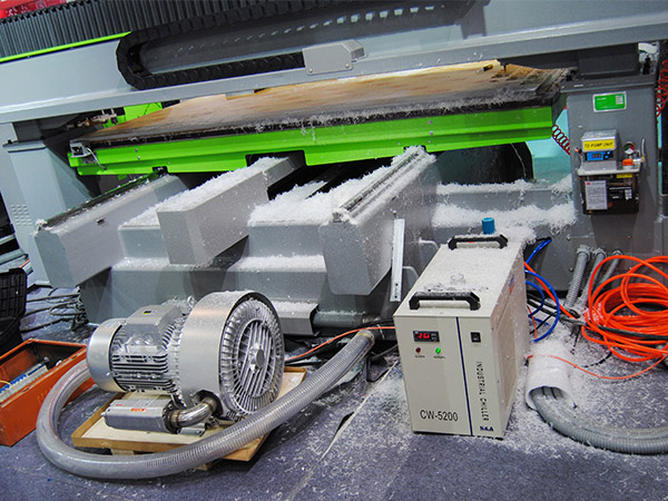 �������Կ̻������