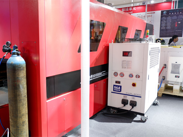 ������������߹ر�ʽ�����������и����ˮ������Ч����