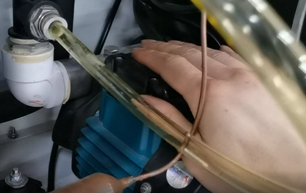 �ֳֺ���ˮ��